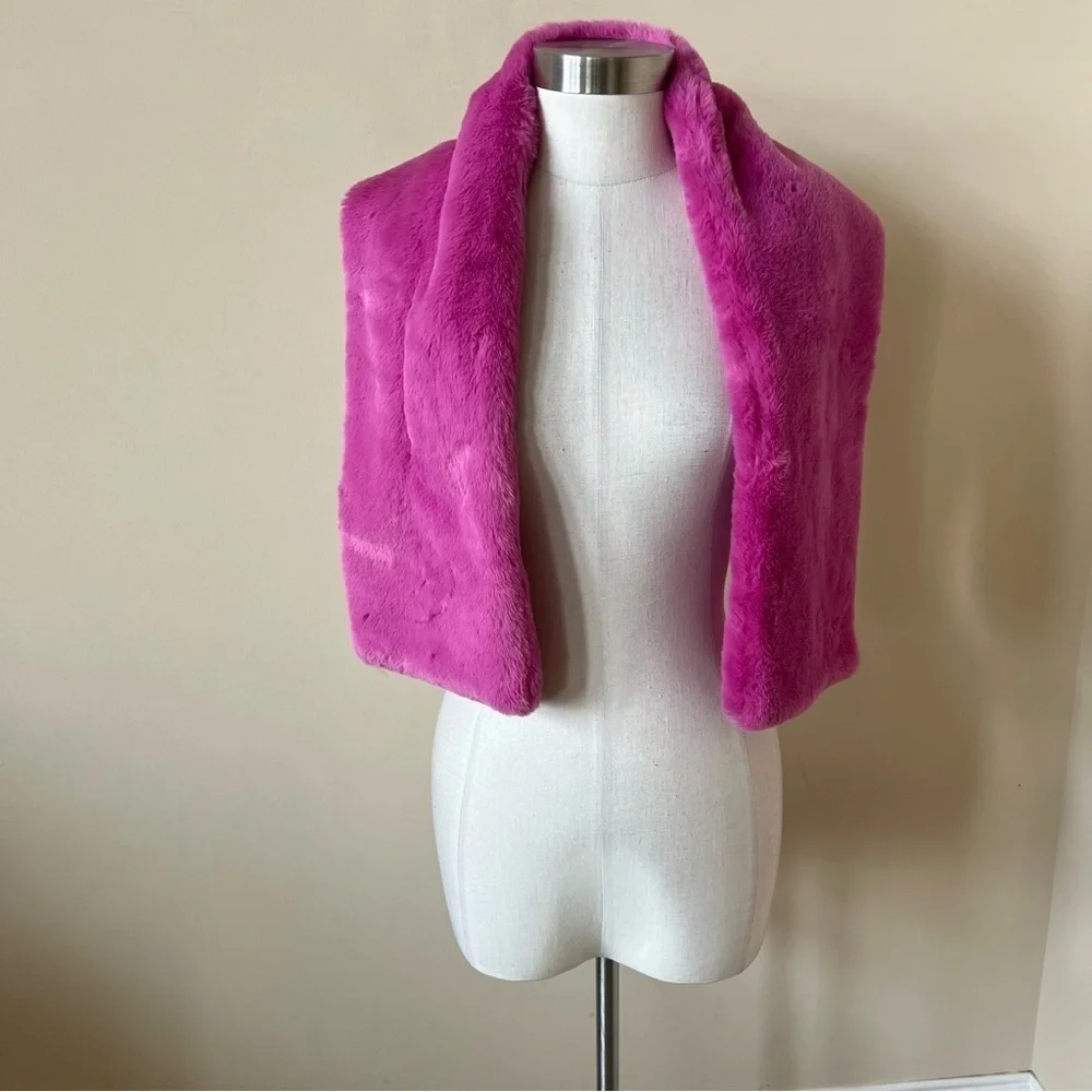 Apparis Bambi fuchsia pink Vegan Fur Scarf 26273